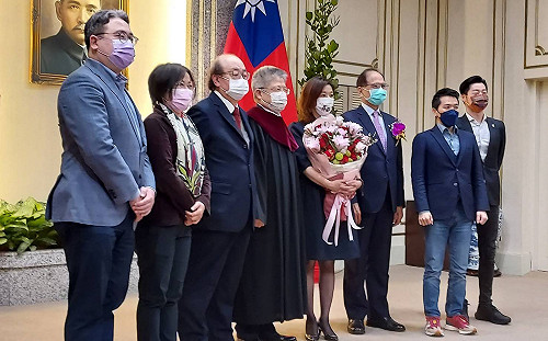 重返立院宣示就職 林靜儀說明最重要任務