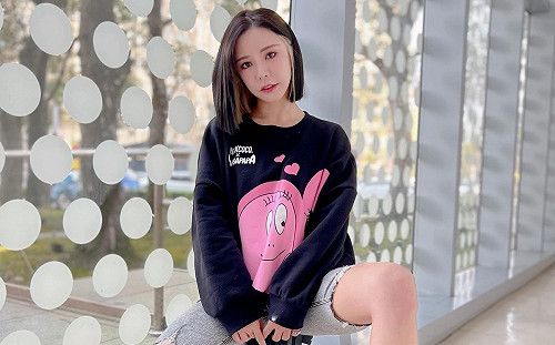 大傻眼！巫苡萱激戰到一半…男友突開視訊與「她」聊天