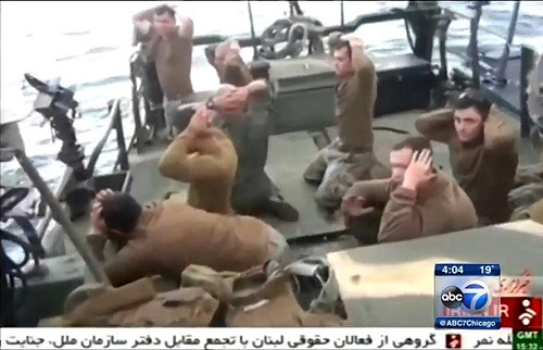 伊朗釋放美國水兵不忘炫耀  公布扣留畫面