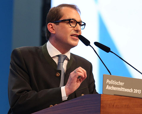 梅克爾戰友拒難民：收起友善面容  準備封關