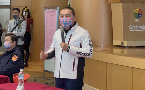 未來與病毒共存？ 侯友宜：疫苗覆蓋率、醫療量能是關鍵