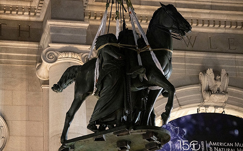 已經政治不正確! 美自然歷史博物館80年老羅斯福雕像遭拆除