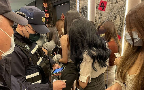 進出八大場所　北市警追疫苗接種