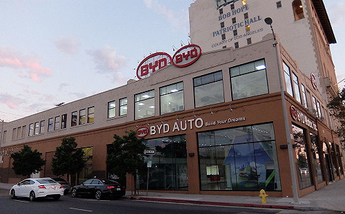 被巴菲特脫勾 ! 他持股已不足 10% 比亞迪爆員工排隊離職潮 