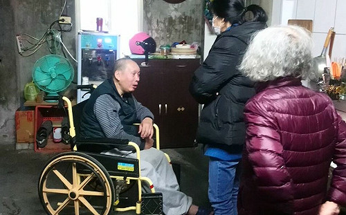 新北工會行善團寒冬送暖 為坪林、樹林弱勢修繕