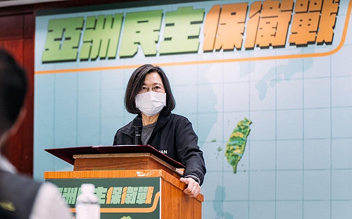 蔡英文「尊蔣」說衝出一波聲量！賴清德出訪蓋不過綠營罵聲？