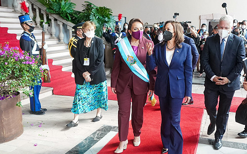 賀錦麗爆與賴清德聊遏止移民 「台灣很感興趣」