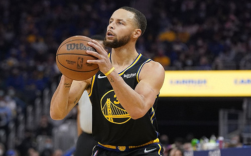 Poole爆發：Curry整場都在跟我說話