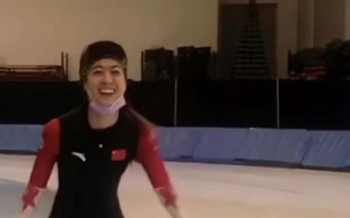 黃郁婷穿中國隊服挨批  體育署：不會取消國手資格