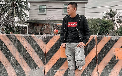 元宇宙變「微勃水」？鳳梨初接觸NFT「霧煞煞」：公三小