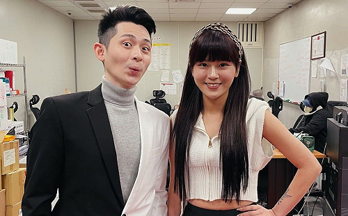 風波後首直播！丟丟妹親驗博恩「下面一大包」 失望嘆：給我回去