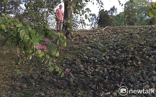 烏山頭水庫猶見蔣介石銅像  綠議員受難家屬籲速拆