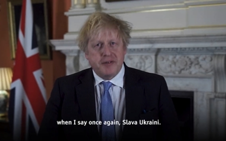 「普丁的小孩沒有被轟炸」 烏克蘭女官員當面嗆英首相強生：你害怕