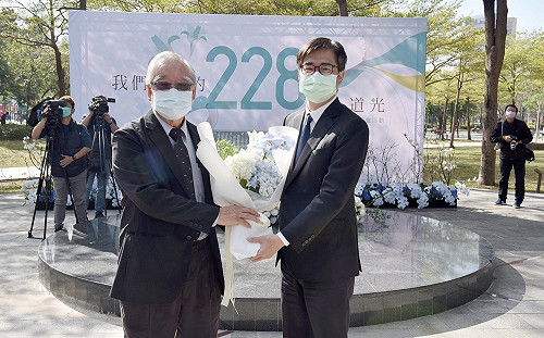 回顧大屠殺歷史  高雄市228關懷協會理事長王文宏：蔡政府還要懲罰受難家屬多久？