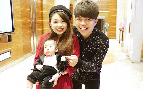 蔡阿嘎攜二伯體驗五星酒店！「大姨媽來」做人計劃落空