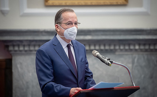 穆倫向蔡英文保證：美國反對片面改變現狀、支持符合台灣人民意願、和平解決兩岸議題