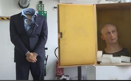 普丁蠟像「身首異處」送倉庫 館長：也許改放澤連斯基「他是英雄」