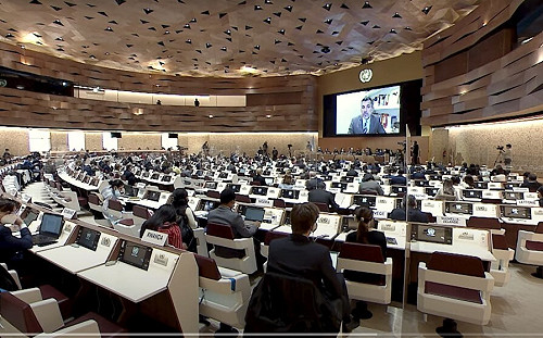 (影)聯合國人權理事會表決通過支持調查俄國反人權行徑 中國又棄權!