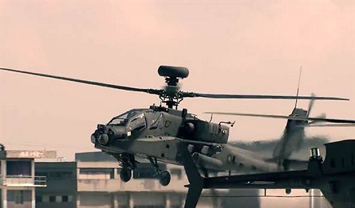 提振士氣？阿帕契機砲射擊操演影片首曝光