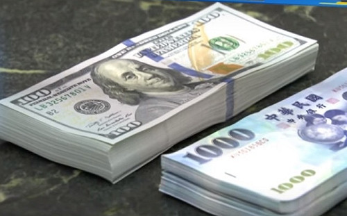 新台幣揮別強勢格局 專家：28元將成新常態