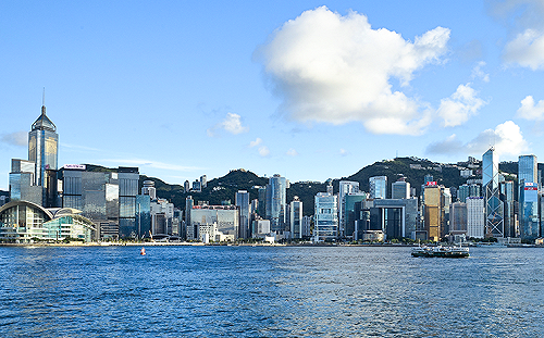 疫情管控與國安法扼殺原本優勢 CNN : 近半數在港外商計畫搬遷