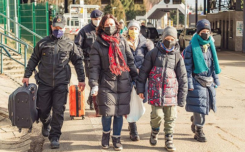 熬夜3天架設網站！哈佛大學生讓烏克蘭難民一鍵有地方休息