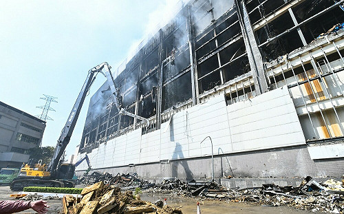 桃園美福大火罰單被撤 綠委：不該扭曲鄭文燦圖利