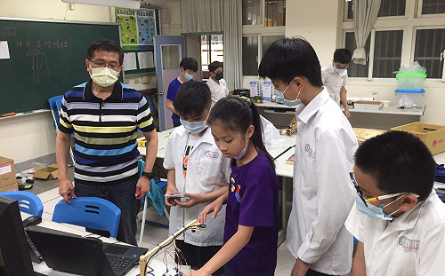 AI智慧小車競賽新北盛大登場  新增創意組協助老人照護問題