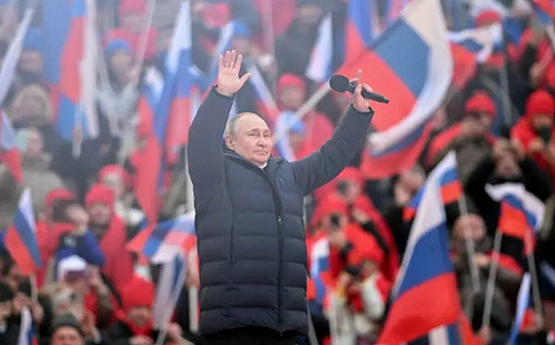 普丁舉行併吞烏克蘭四州儀式 得意稱公投出自「投票民眾自然權利」