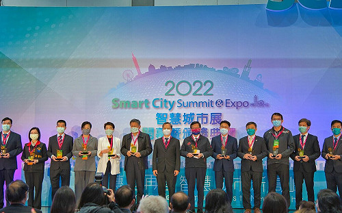 新北市防洪抽水站訓練 榮獲2022智慧城市創新應用獎