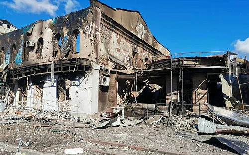 俄軍轟炸烏東哈爾科夫醫療設施 至少4死多傷