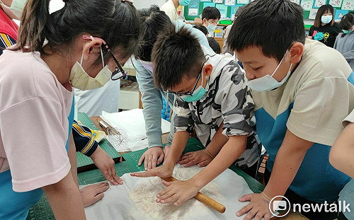 3/6校園口罩將鬆綁？室內將可自主決定！教育部下午將公布 