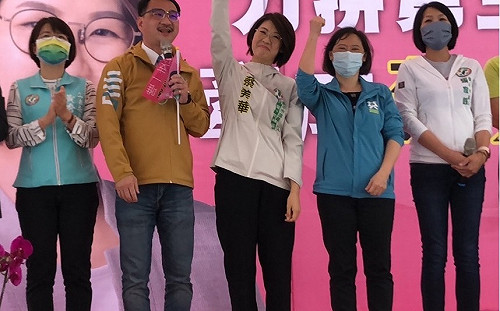 代表林佳龍站台 廖婉如力薦蔡美華拚第三席