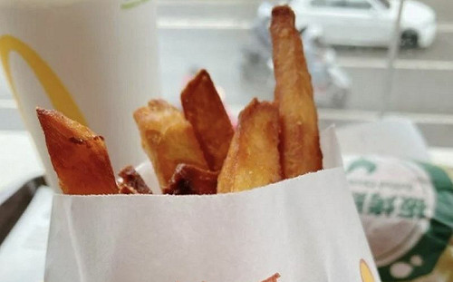 麥當勞地瓜薯條送贈品？店員揭真相