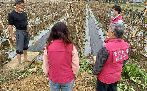 嘉義地檢署檢察長當起團媽 助更生小農重建人生