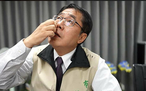 衛生局通知足跡重疊！黃偉哲急篩結果「一條槓」