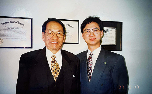 回憶曾陪74歲的彭明敏拚選舉 童振源：為台灣的前途與他的理想從不喊累