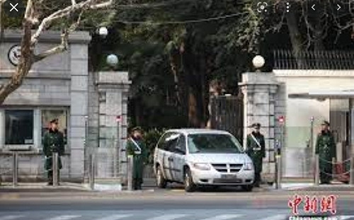 美國急轉彎忙撤上海領事館 中國強烈不滿批：把人員撤離政治化