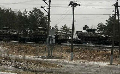 烏東將爆坦克大戰？！傳俄運送最新T-90M主力戰車至烏克蘭邊界備戰