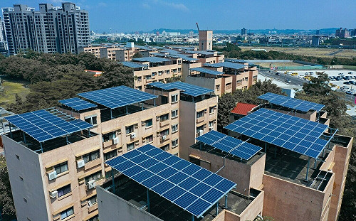 新建物將強制安裝光電板！環團提3優點：遮陽防漏還可賣錢