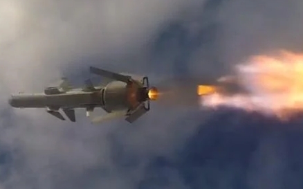 (影) 烏軍自製導彈轟克里米亞! 2枚海王星2.0成功擊中目標