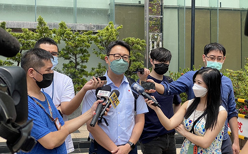 藍批蔡其昌中火門神 陳世凱反指盧秀燕才是