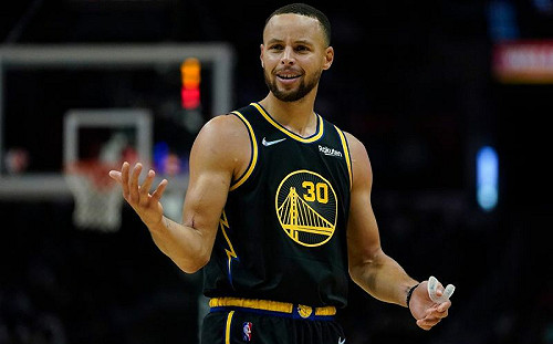 Curry讀秒時刻蓋掉Morant上籃