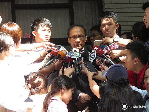 林全：何煖軒將代表資方與華航工會協商