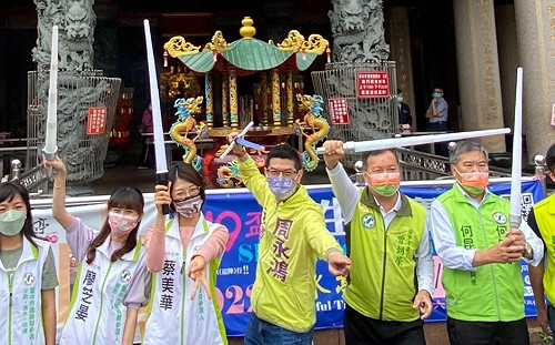 老中青參選人持光劍齊聚潭水亭 周永鴻：願原力與大家同在