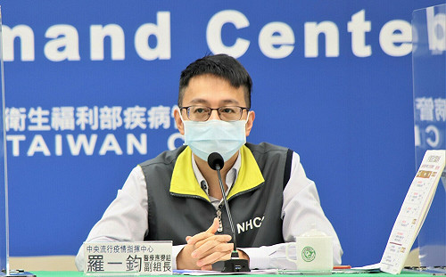 台灣首例！20多歲女確診6天後過世  羅一鈞揭死因