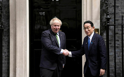 英國會強生 岸田文雄：「今日烏克蘭明日東亞」 台海和平至關重要