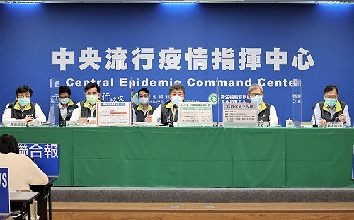 黃珊珊指中央送73.5萬劑快篩是謠言！指揮中心秀證據打臉：某高中已簽收30萬劑