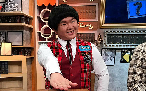 林育羣確診咳出2坨「黃色果凍」！隔離第3天再爆：嗅覺好像變遲鈍