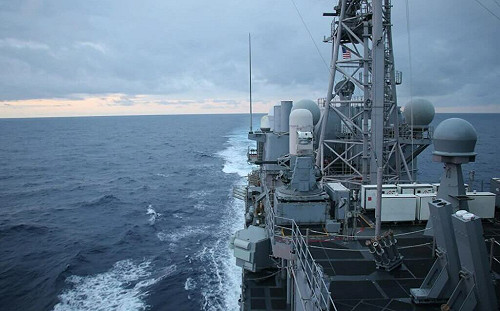先否定海峽中線 再稱台海是內海 中媒嗆 : 美艦再巡弋 解放軍完全有理由開火